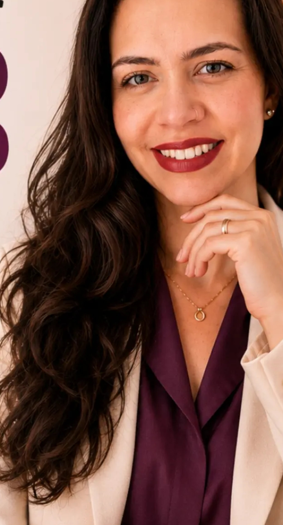Pâmela Feitosa em atendimento clínico